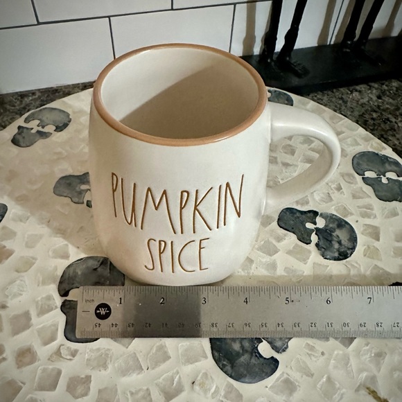 Rae Dunnā¢PumpkinšSpice Mug - Picture 2 of 7